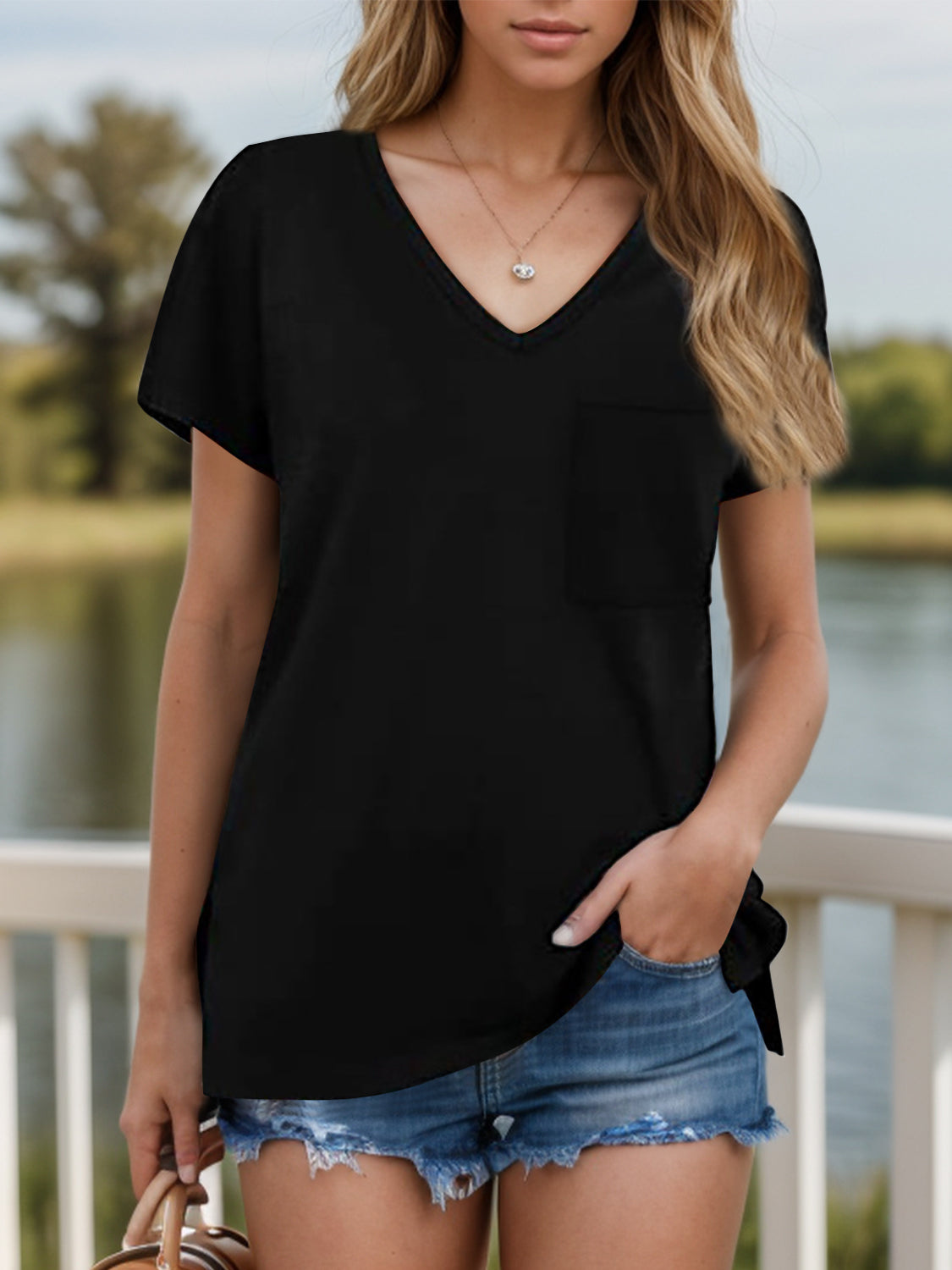 Pocketed Heathered V-Neck Short Sleeve T-Shirt