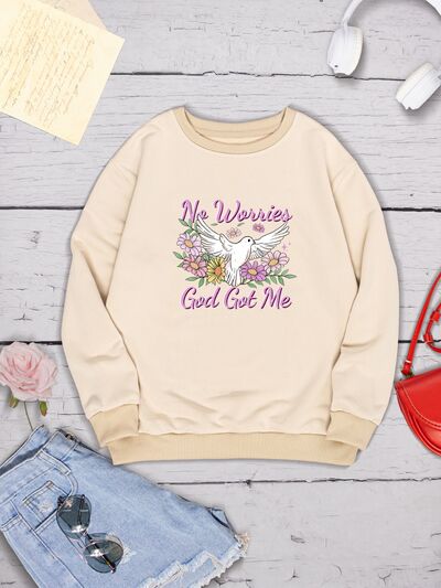 NO WORRIES GOD GOT ME Round Neck Sweatshirt