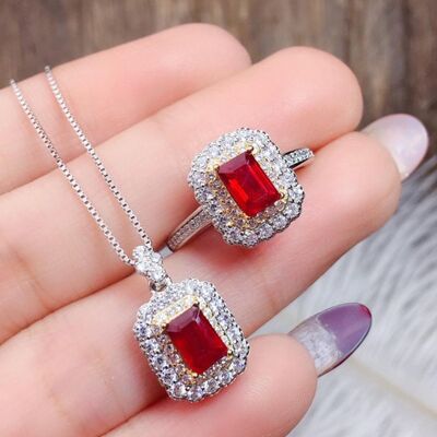 Silver-Plated Artificial Gemstone Pendant Necklace