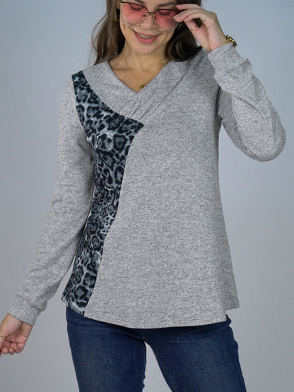 Leopard Print V-Neck Long Sleeve Tee