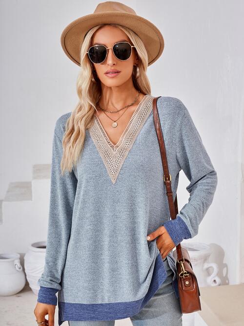 Crochet Contrast V-Neck Long Sleeve Slit T-Shirt